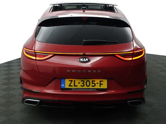 Kia ProCeed 1.4 T-GDI GT-PlusLine Aut- 2019 Benzine 34