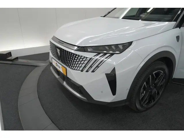 Peugeot 3008 Hybrid 136 e-DSC6 GT 2024 Hybride Benzine 20