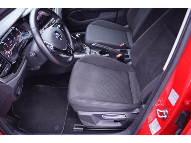 Volkswagen Polo 1.0 TSI Polo Comfortline 2019 Benzine 26