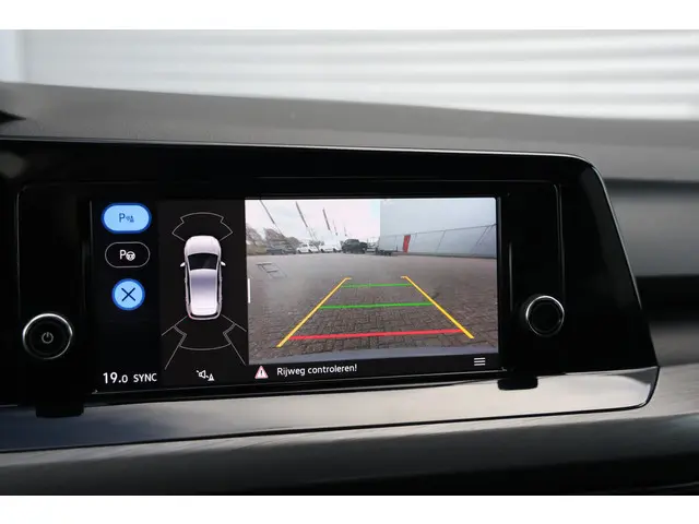 Volkswagen Golf 1.5 TSI Style 2021 Benzine 36