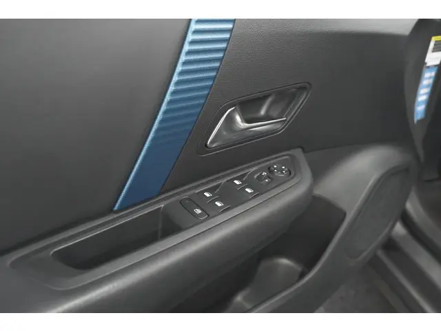 Citroën ë-C4 Shine 50 kWh 2022 Elektrisch 29