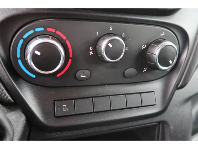 Iveco Daily 35S16V 2.3 352 H3 L 2017 Diesel 18