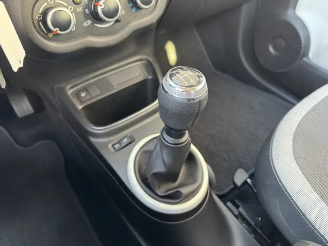 Renault Twingo 1.0 SCe Collection 2019 Benzine 26