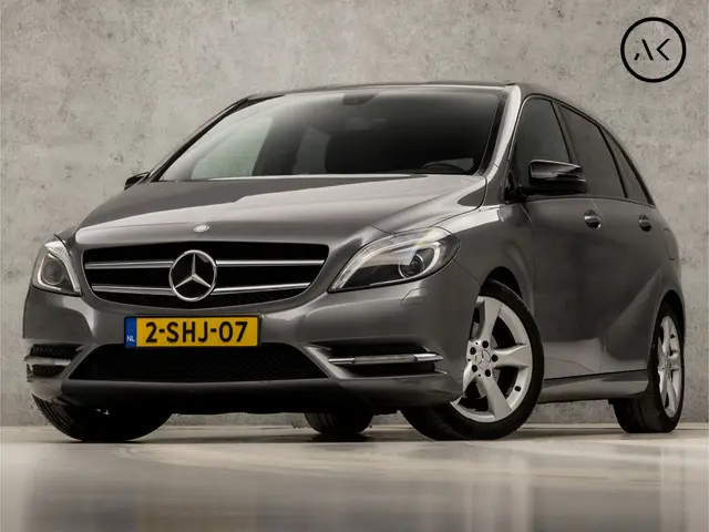 Mercedes-Benz B-Klasse 180 Ambition Sport 2013 Benzine
