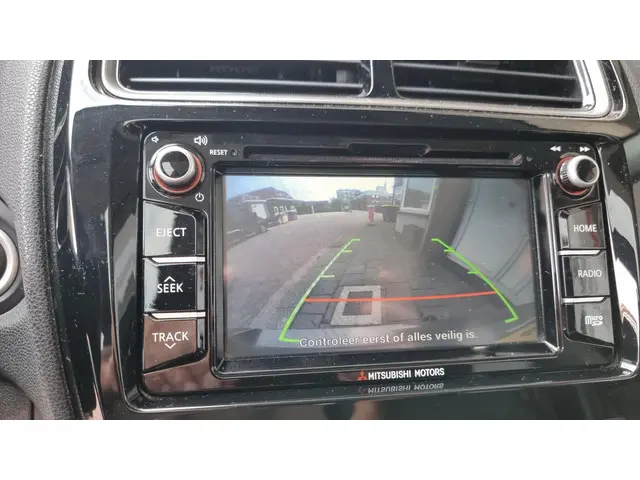 Mitsubishi ASX 1.6 Cleartec Connect Pro+ 2018 Benzine 25