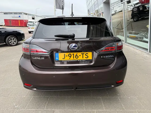 Lexus CT 200h F-Sport Line 2012 Hybride Benzine 5