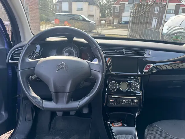 Citroën C3 1.2 VTi Collection 2014 Benzine 11