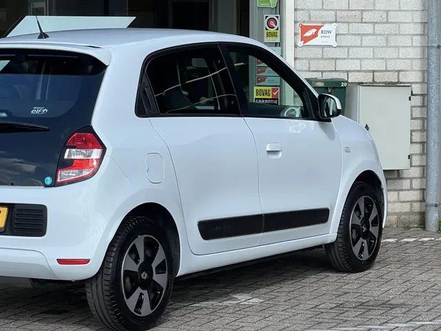Renault Twingo 1.0 SCe Collection 2018 Benzine 28