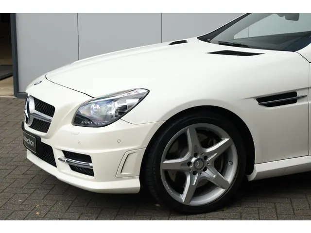 Mercedes-Benz SLK 200 2015 Benzine 9