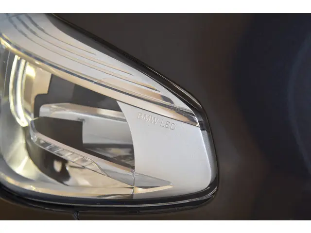 BMW X3 xDrive20i High Executive 2018 Benzine 30