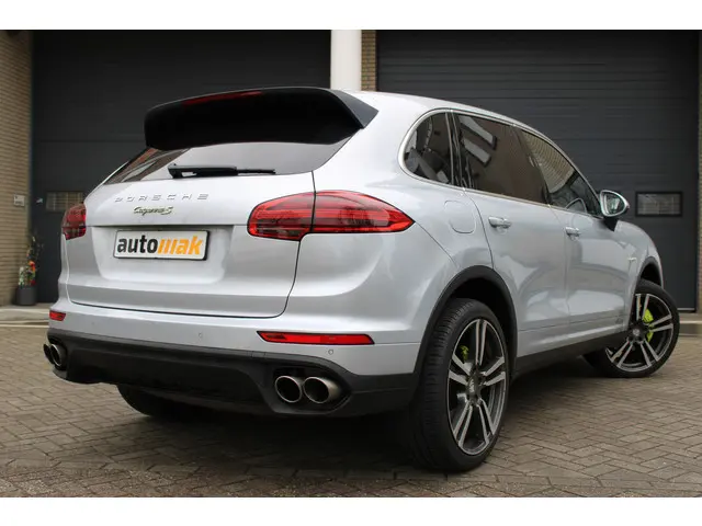 Porsche Cayenne 3.0 S E-Hybrid 2015 Hybride Benzine 3