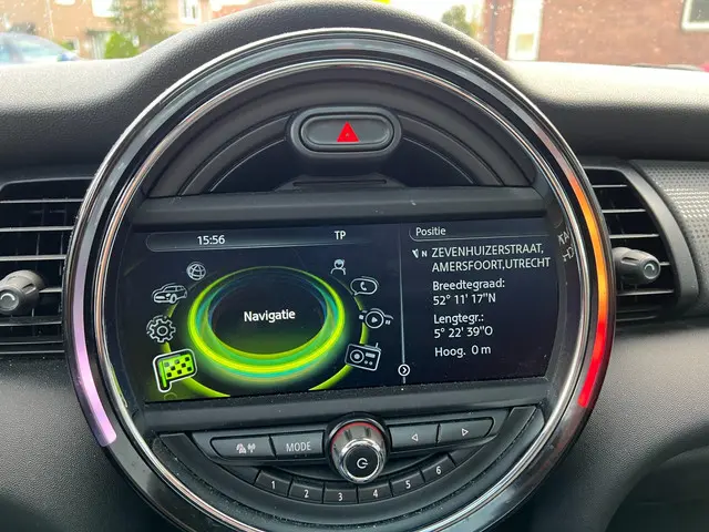 MINI Cooper Mini 1.5 Business 2015 Benzine 19