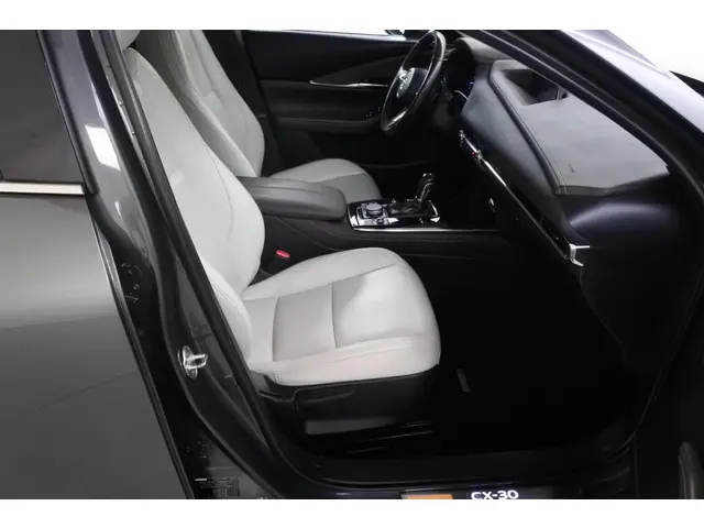 Mazda CX-30 2.0 X 180pk AWD Automaat Luxury 2019 Benzine 6