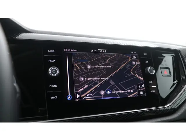 Volkswagen Polo 1.0 TSI 95pk Life 2024 Benzine 22