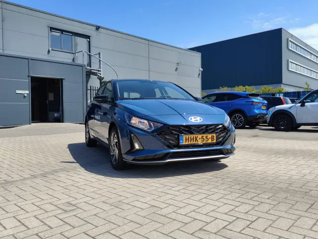 Hyundai i20 1.0 T-GDI Comfort 2025 Hybride Benzine 3