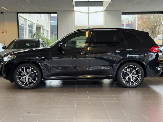 BMW X5 xDrive45e Executive 2021 Hybride Benzine 7