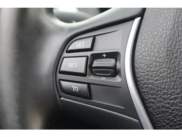 BMW 1 Serie 118i Business+ 2013 Benzine 32