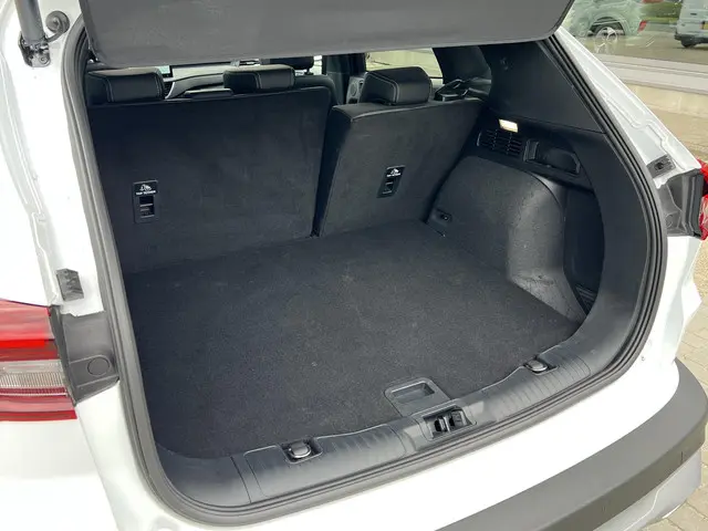 Ford Kuga 2.5 PHEV Active X 2024 Hybride Benzine 17