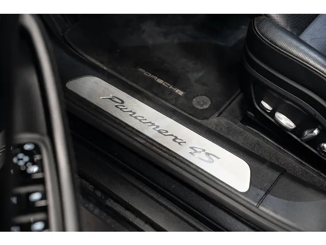 Porsche Panamera 2.9 4S 2017 Benzine 29