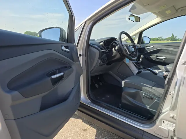 Ford C-MAX 1.6 TDCi Trend 2013 Diesel 14