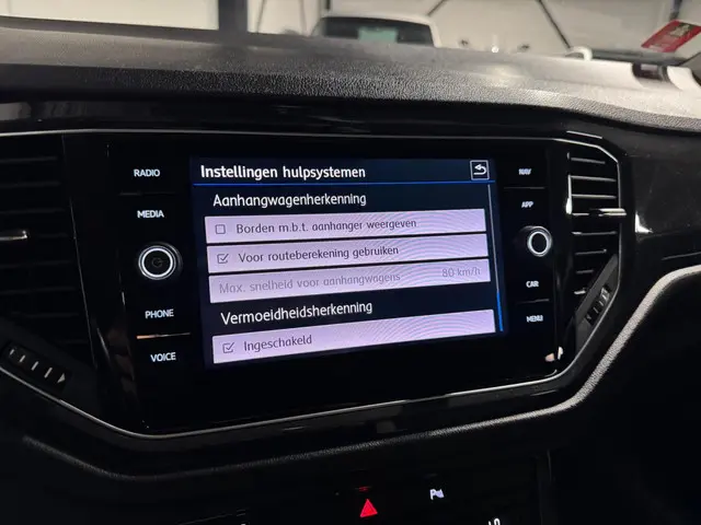 Volkswagen T-Roc 1.5 TSI Sport ACC PANO' 2018 Benzine 14