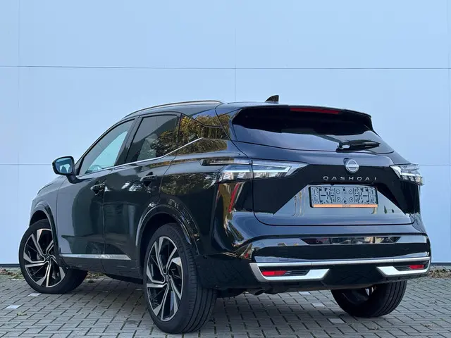 Nissan QASHQAI 1.3 MHEV Xtronic Tekna Plus 2025 Benzine 6