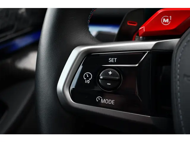 BMW M5 Touring 2025 Hybride Benzine 85