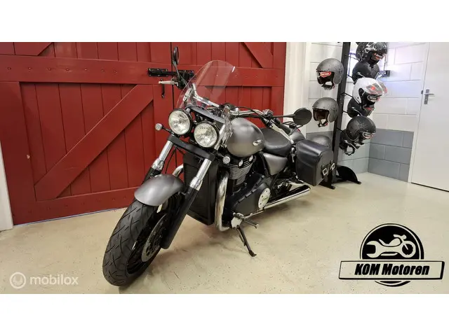 Triumph THUNDERBIRD Storm ABS 2014 Benzine 7