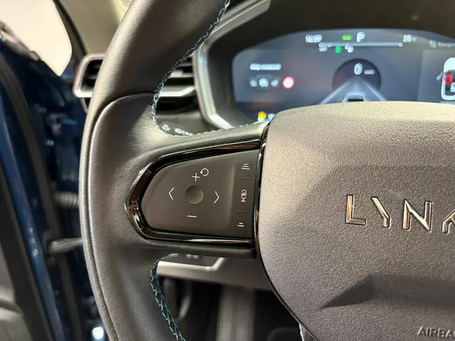 Lynk & Co 01 1.5 2021 Hybride Benzine 16
