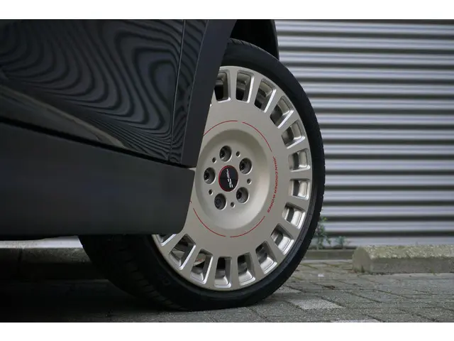 MINI 3-Deurs Cooper C 2025 Benzine 11