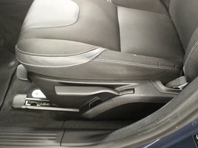 Volvo V40 2.0 T2 Nordic+ 2016 Benzine 17