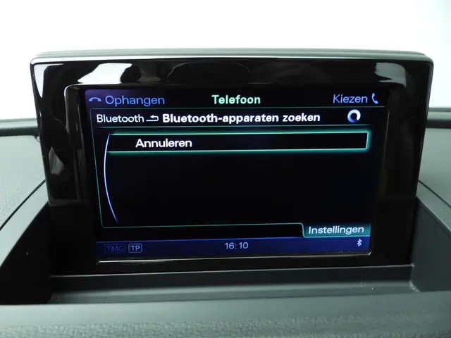 Audi Q3 2.0 TFSI quattro S Edition 2013 Benzine 21