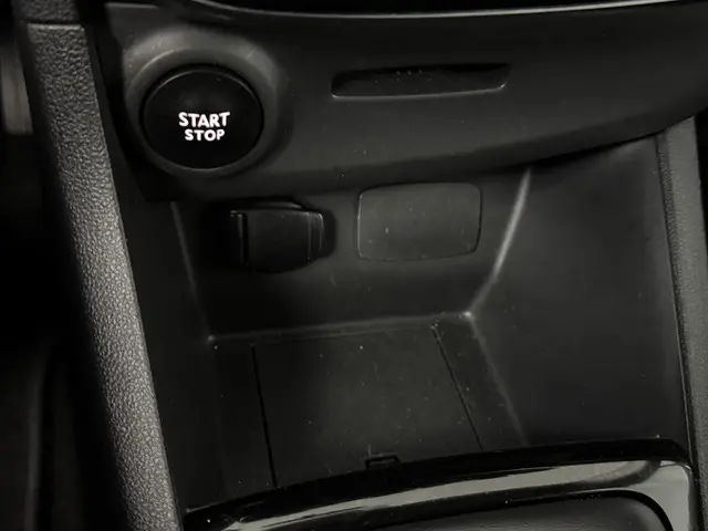 Renault Clio Estate TCe 90 Limited 2019 Benzine 28
