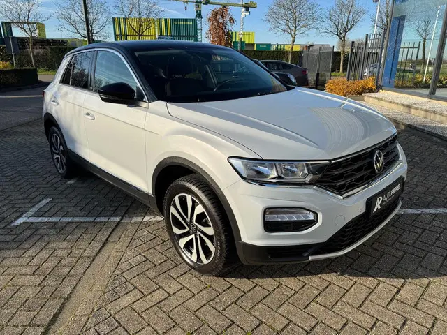 Volkswagen T-Roc 1.5 TSI Active 2021 Benzine