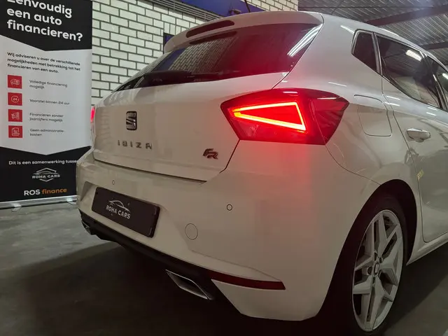 SEAT Ibiza 1.0 TSI FR Business Intense 2017 Benzine 10