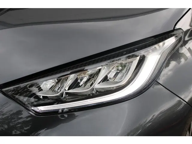 Toyota Yaris 1.5 Hybrid 2025 Hybride Benzine 26