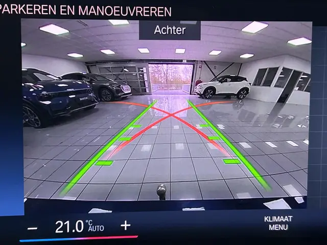 BMW 3 Serie Touring 330e xDrive 2022 Hybride Benzine 11