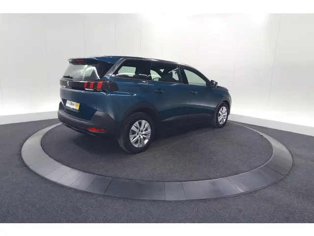 Peugeot 5008 PureTech 130 EAT8 Active Pack 2023 Benzine 9