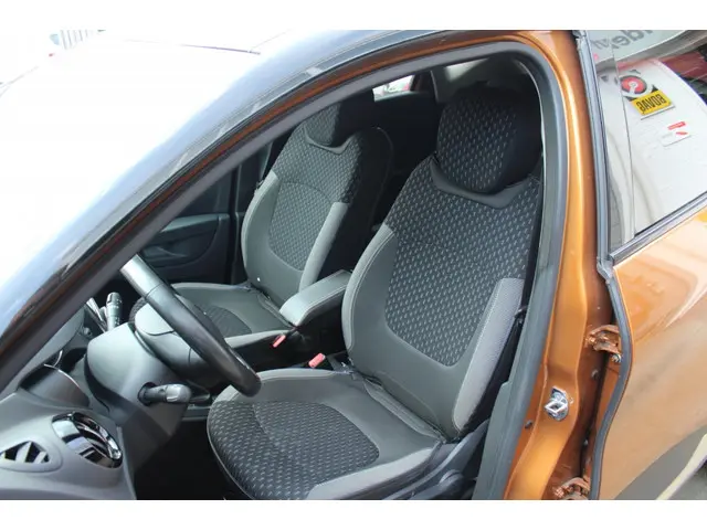 Renault Captur 1.3 TCe Intens Automaat 2019 Benzine 15