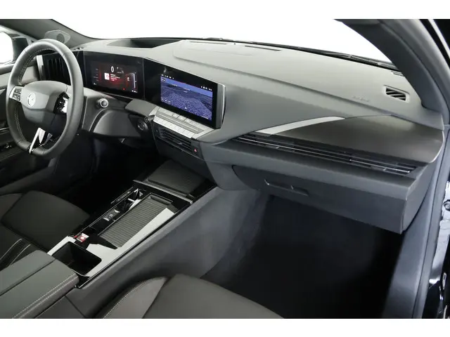 Opel Astra Electric 54 kWh GS 2025 Elektrisch 3