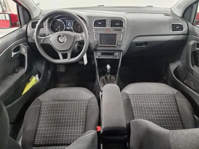Volkswagen Polo 1.4 TDI Comfortline 2014 Diesel 6