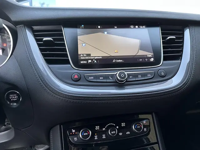 Opel Grandland X 1.6 Turbo Ultimate 2019 Benzine 43