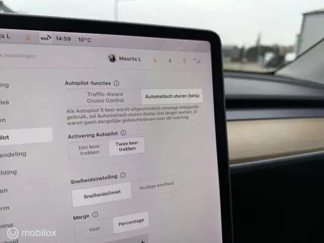 Tesla Model Y Long Range AWD 75 kWh 2021 Elektrisch 18