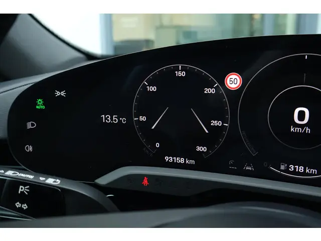 Porsche Taycan 79 kWh 2022 Elektrisch 30