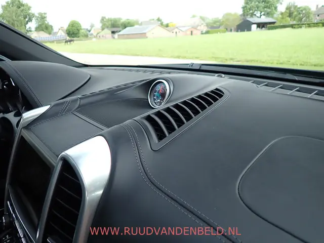 Porsche Cayenne 3.6 S 2015 Benzine 21