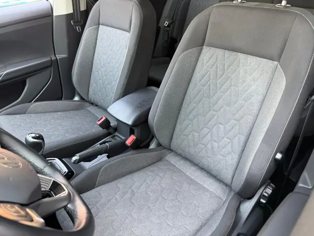 Volkswagen T-Cross 1.0 TSI Life Edition 2024 Benzine 9