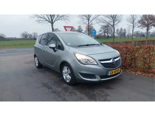 Opel Meriva 1.4 Turbo Business+ 2014 Benzine 4