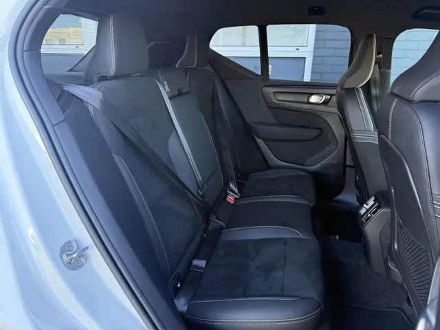 Volvo XC40 Recharge Plus 70 kWh 2022 Elektrisch 6