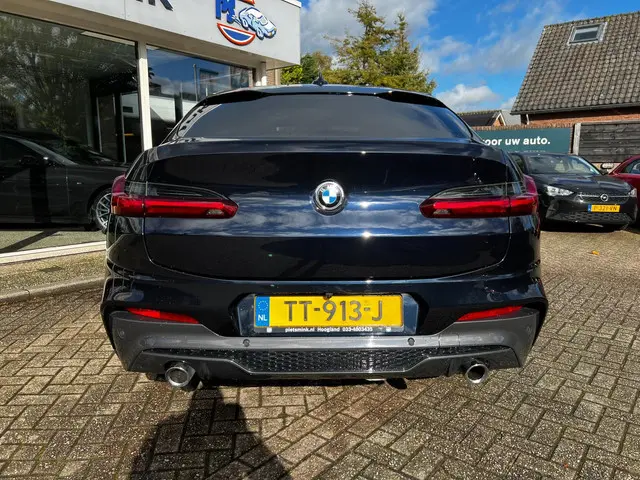 BMW X4 XDrive20i High Executive m-pakkat 2018 Benzine 26
