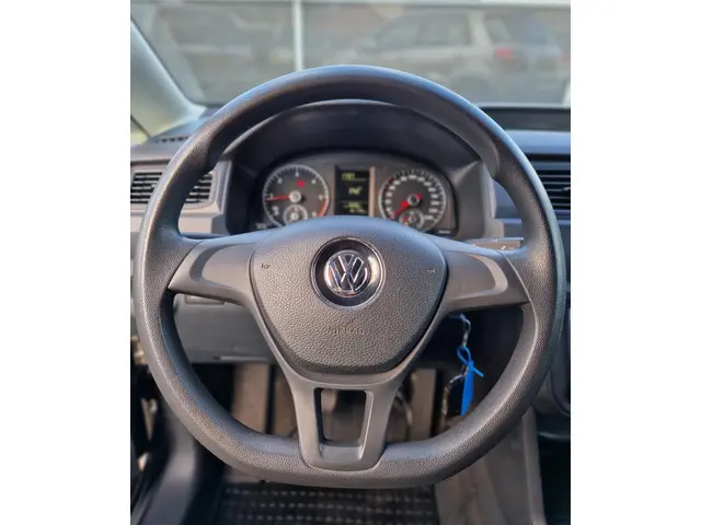 Volkswagen Caddy Maxi 2.0 TDI L2H1 BMT 2018 Diesel 15